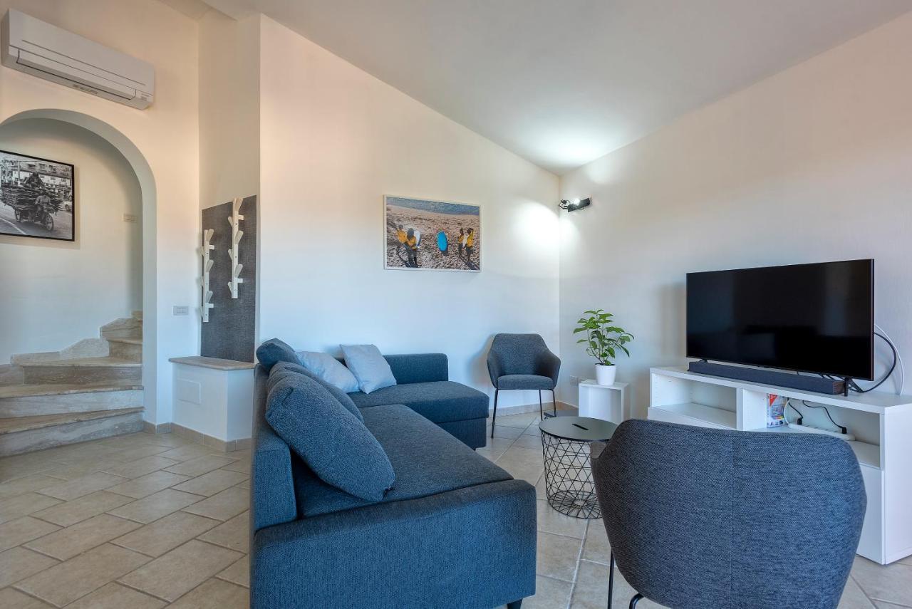 House Of Lens Appartement Golfo Aranci Buitenkant foto